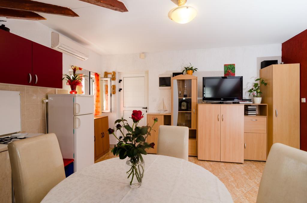 Apartment Mala Ana Дубровник Номер фото