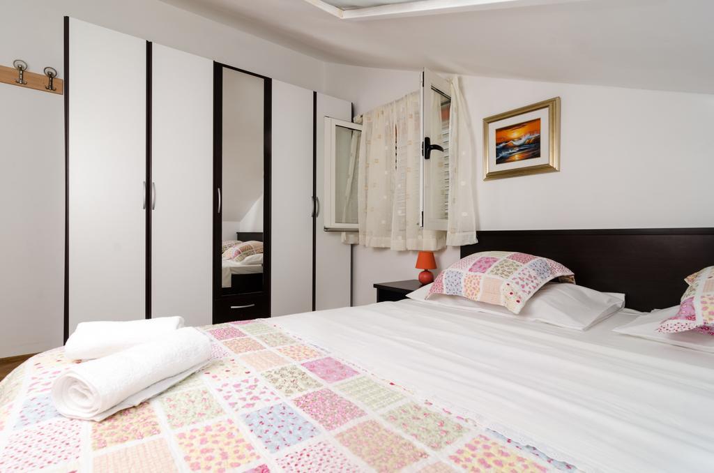 Apartment Mala Ana Дубровник Номер фото